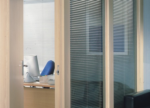 Horisontal 25mm aluminium blinds